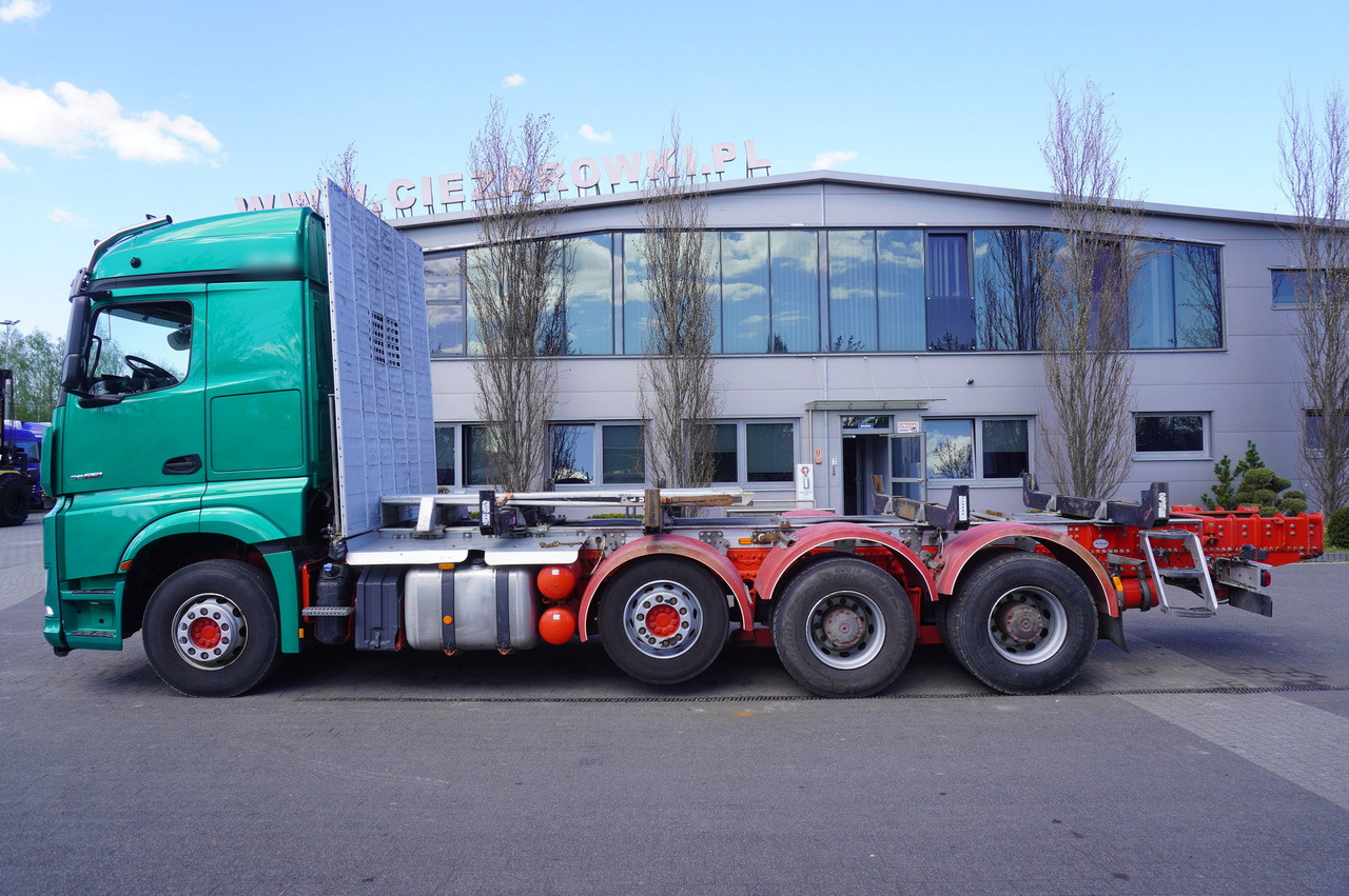 Mercedes-Benz Arocs 3563 8 × 4 / 630 HP / steered axle / Logging superstructure - משאית עץ: תמונה 4 Mercedes-Benz Arocs 3563 8 × 4 / 630 HP / steered axle / Logging superstructure - משאית עץ: תמונה 4