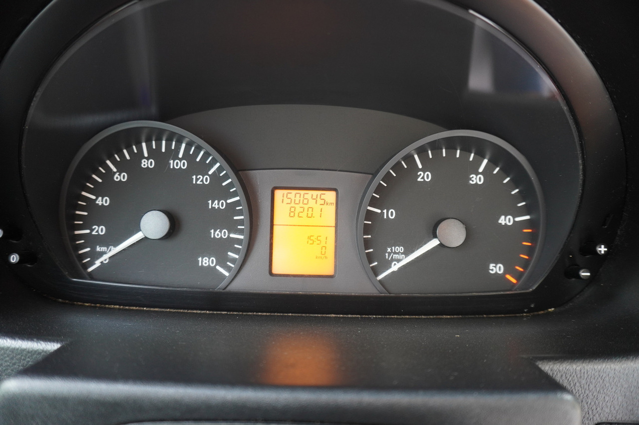 Mercedes-Benz Sprinter 516 CDI / School bus / 23 seats / automatic - אוטובוס בית ספר: תמונה 2 Mercedes-Benz Sprinter 516 CDI / School bus / 23 seats / automatic - אוטובוס בית ספר: תמונה 2