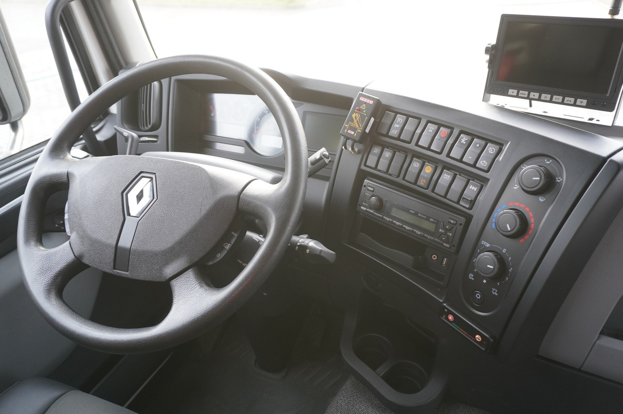 משאית צד נופל/ שטוחה, משאית מנוף RENAULT C280 DTI 8 / FASSI crane 5.6 T / range 8 m / Flatbed 15 EPAL: תמונה 25 משאית צד נופל/ שטוחה, משאית מנוף RENAULT C280 DTI 8 / FASSI crane 5.6 T / range 8 m / Flatbed 15 EPAL: תמונה 25