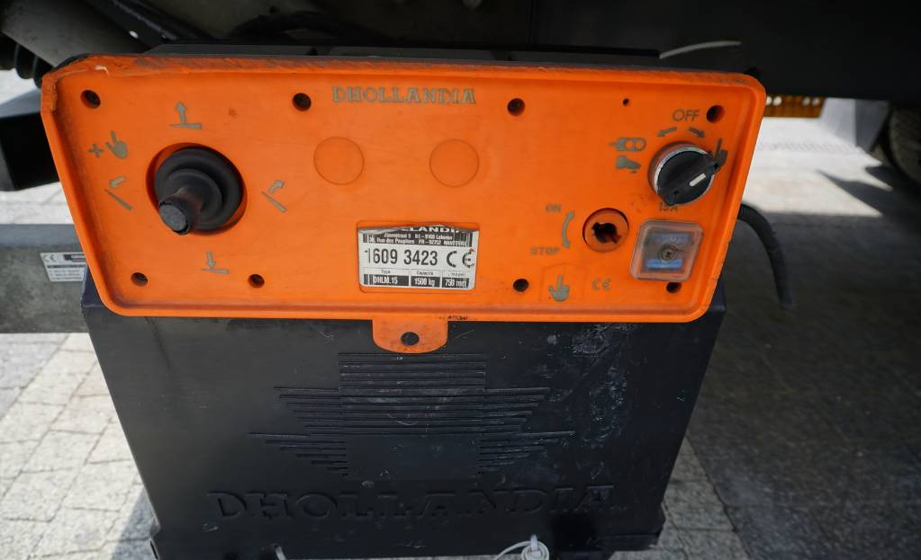 משאית תיבה RENAULT Renault D12 E6 / Container 18 pallets / Lift: תמונה 22