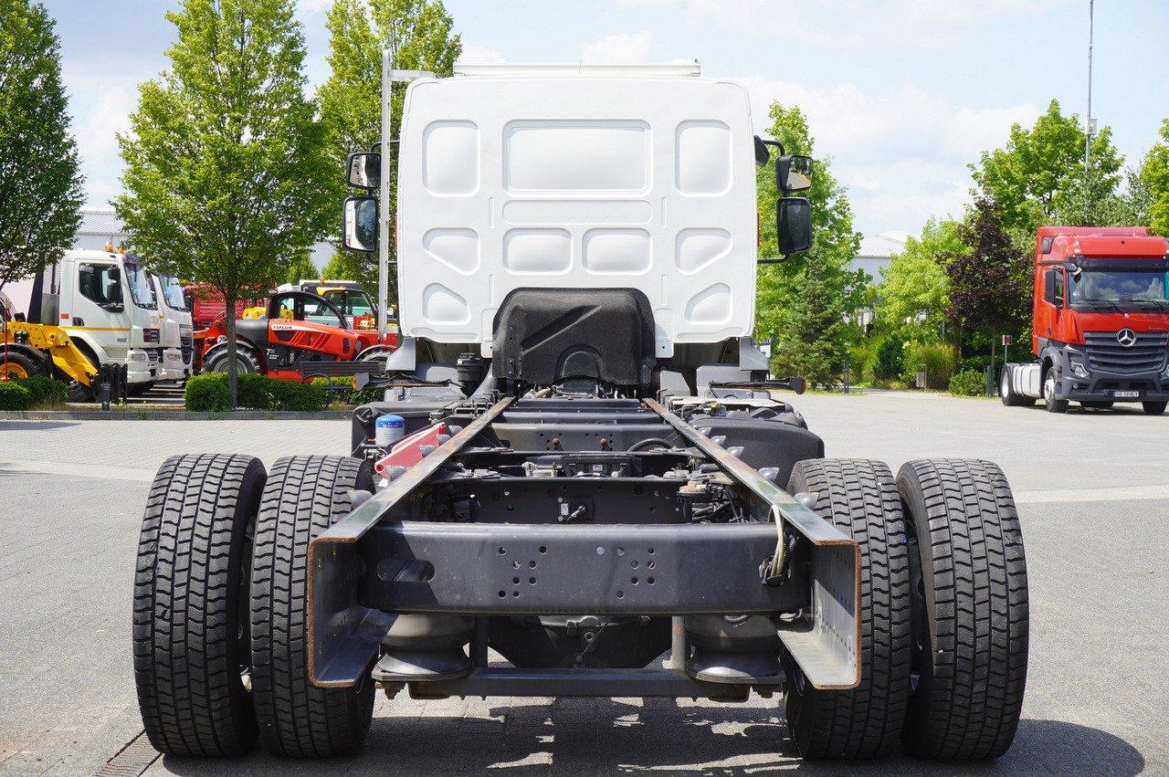 RENAULT Renault D16 / frame 7.5 m / differential lock / 3 units - מוביל מכולות/ משאית החלפת גוף: תמונה 4 RENAULT Renault D16 / frame 7.5 m / differential lock / 3 units - מוביל מכולות/ משאית החלפת גוף: תמונה 4