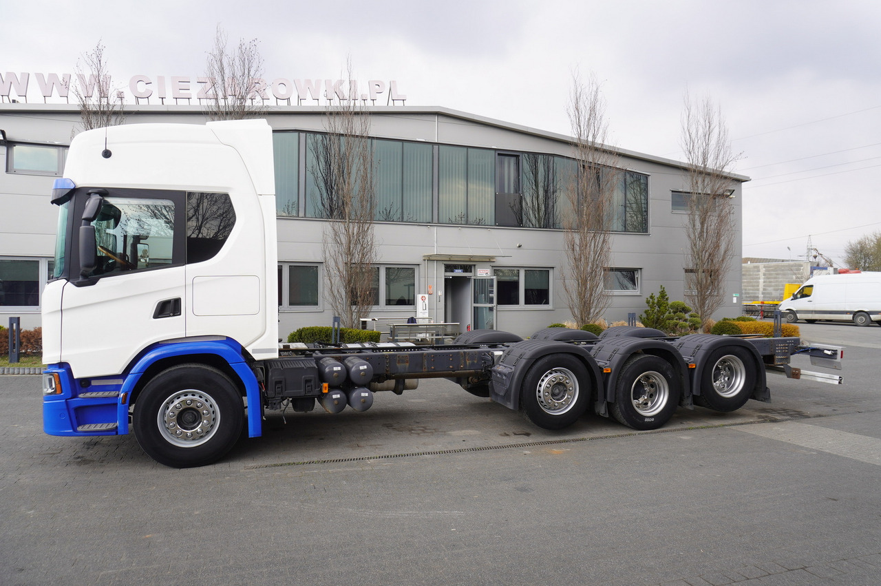 SCANIA G500 8x2 / 2nd axis steered / Chassis 8.35 m / 2021 - משאית עם שלדת תא: תמונה 3 SCANIA G500 8x2 / 2nd axis steered / Chassis 8.35 m / 2021 - משאית עם שלדת תא: תמונה 3