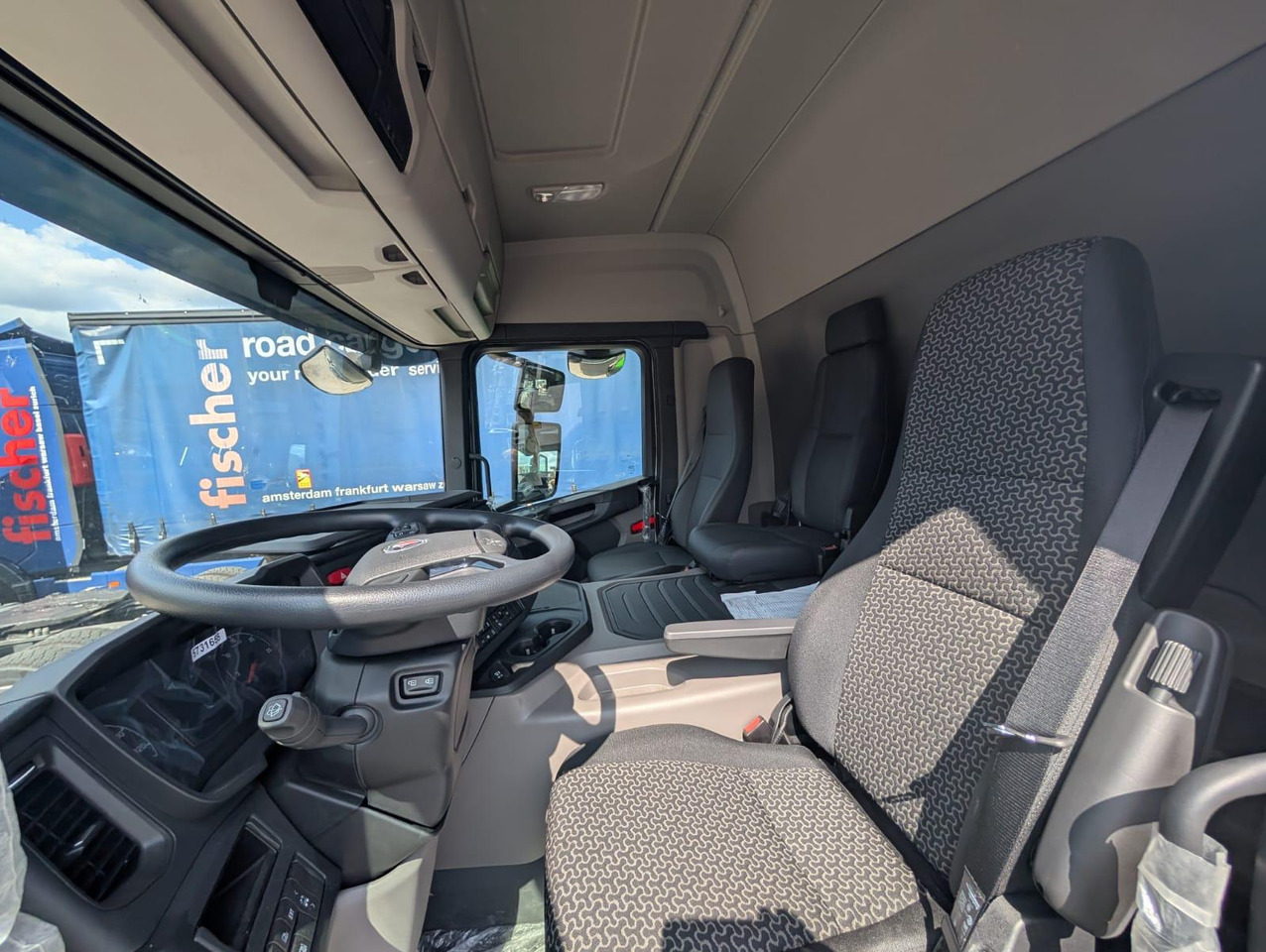 SCANIA P 340 B6x2*4NA / chassis frame / steering axle / CNG / large cab / 8 units - משאית עם שלדת תא: תמונה 5 SCANIA P 340 B6x2*4NA / chassis frame / steering axle / CNG / large cab / 8 units - משאית עם שלדת תא: תמונה 5