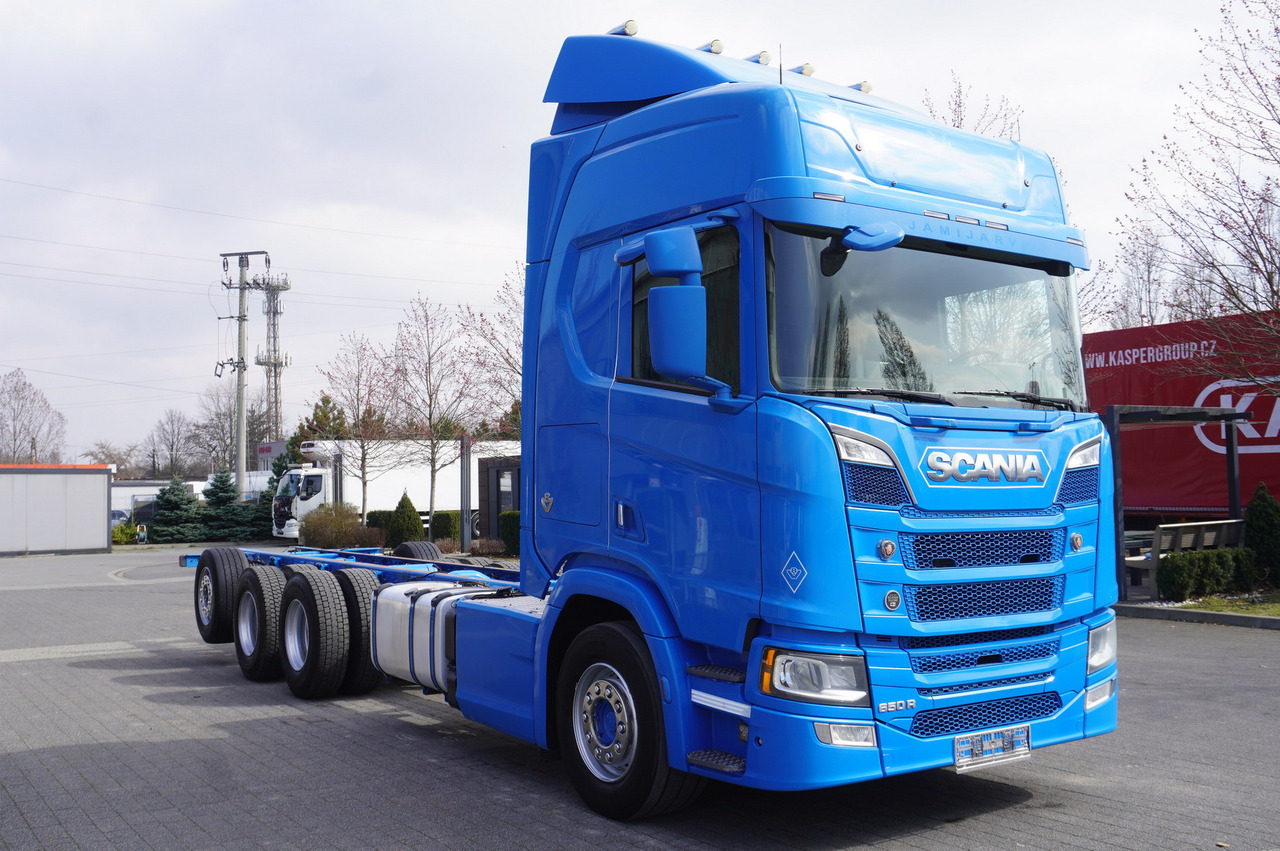 SCANIA R650 V8 / 650 HP/ frame 8.8 m / steered 4th axle - משאית עם שלדת תא: תמונה 5 SCANIA R650 V8 / 650 HP/ frame 8.8 m / steered 4th axle - משאית עם שלדת תא: תמונה 5