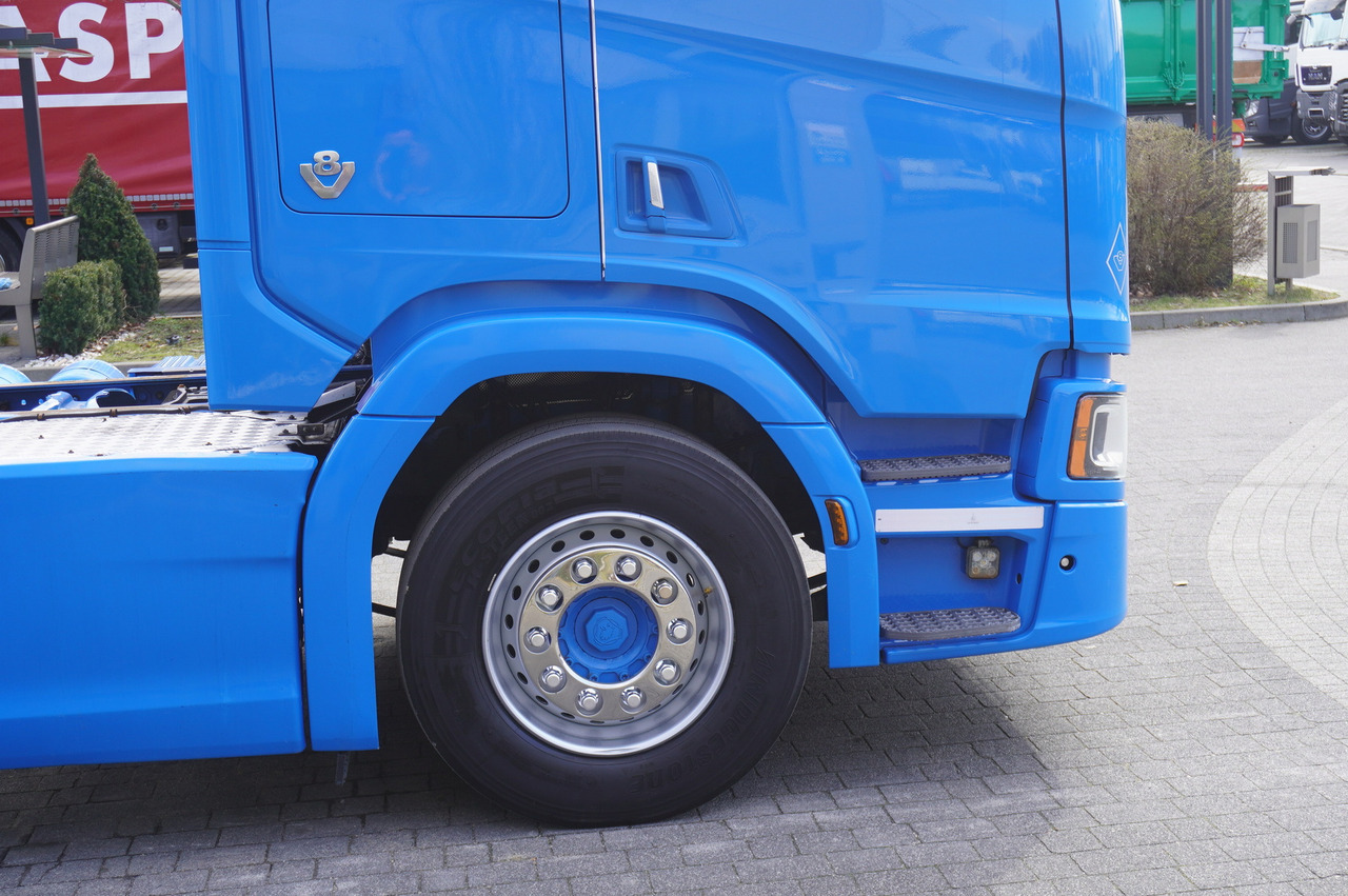 משאית עם שלדת תא SCANIA R650 V8 / 650 HP/ frame 8.8 m / steered 4th axle: תמונה 9