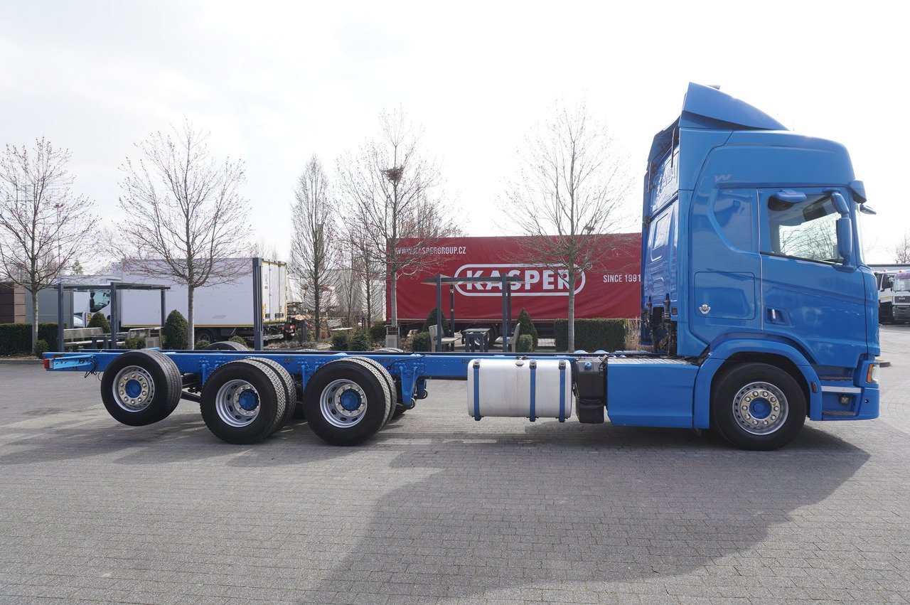 SCANIA R650 V8 / 650 HP/ frame 8.8 m / steered 4th axle - משאית עם שלדת תא: תמונה 4 SCANIA R650 V8 / 650 HP/ frame 8.8 m / steered 4th axle - משאית עם שלדת תא: תמונה 4
