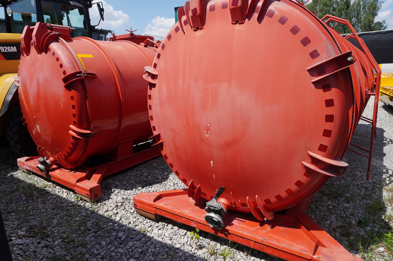 STAL UNUSED Septic barrel / 13000 l - מערכת הרמת וו/ מעמיס דילוג: תמונה 5 STAL UNUSED Septic barrel / 13000 l - מערכת הרמת וו/ מעמיס דילוג: תמונה 5