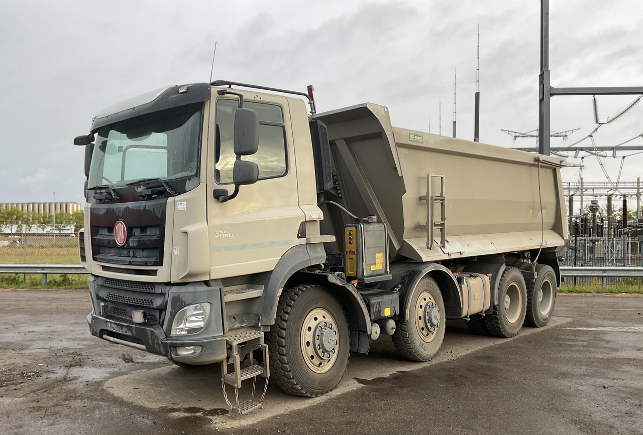 TATRA Phoenix 8x8 Twin-Steer Quad/A dump truck / 30 tho. km - משאית סלעים/ מסיר פסולת קשיח: תמונה 4 TATRA Phoenix 8x8 Twin-Steer Quad/A dump truck / 30 tho. km - משאית סלעים/ מסיר פסולת קשיח: תמונה 4