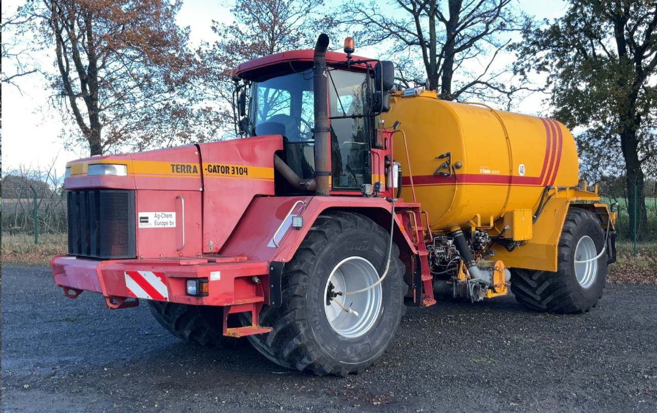 TERRA-GATOR TG 3104 Self-propelled liquid manure spreader - מפזרת זבל: תמונה 1 TERRA-GATOR TG 3104 Self-propelled liquid manure spreader - מפזרת זבל: תמונה 1