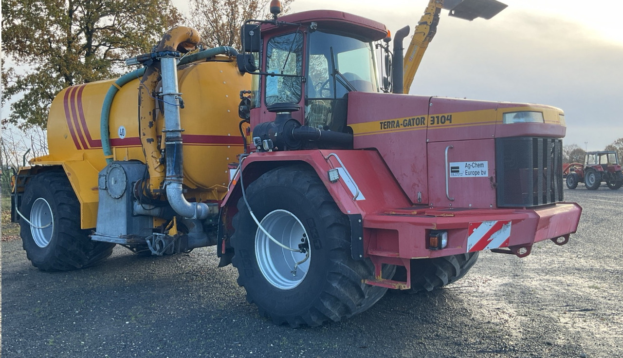 TERRA-GATOR TG 3104 Self-propelled liquid manure spreader - מפזרת זבל: תמונה 4 TERRA-GATOR TG 3104 Self-propelled liquid manure spreader - מפזרת זבל: תמונה 4