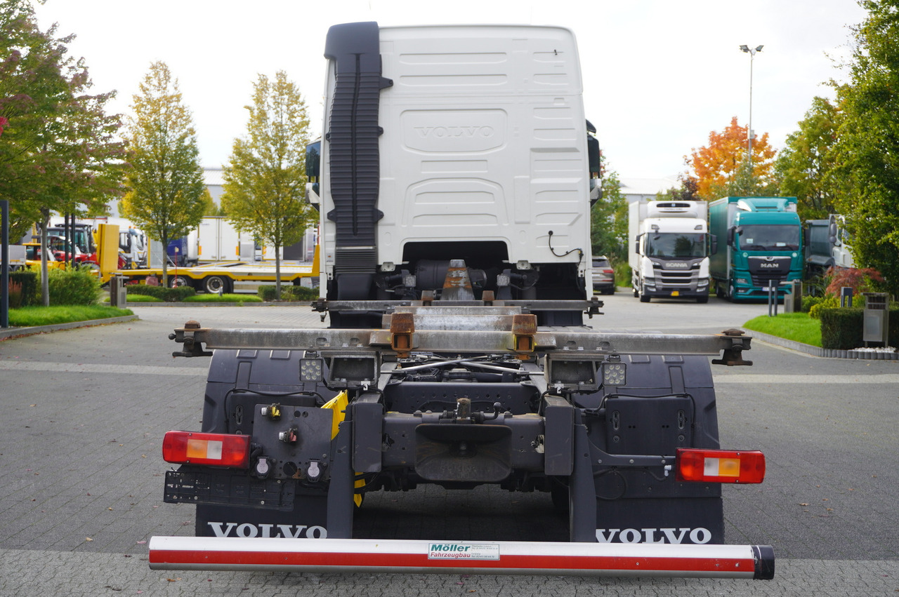 VOLVO FH 420 6x2 / BDF / 2022 - מוביל מכולות/ משאית החלפת גוף: תמונה 3 VOLVO FH 420 6x2 / BDF / 2022 - מוביל מכולות/ משאית החלפת גוף: תמונה 3