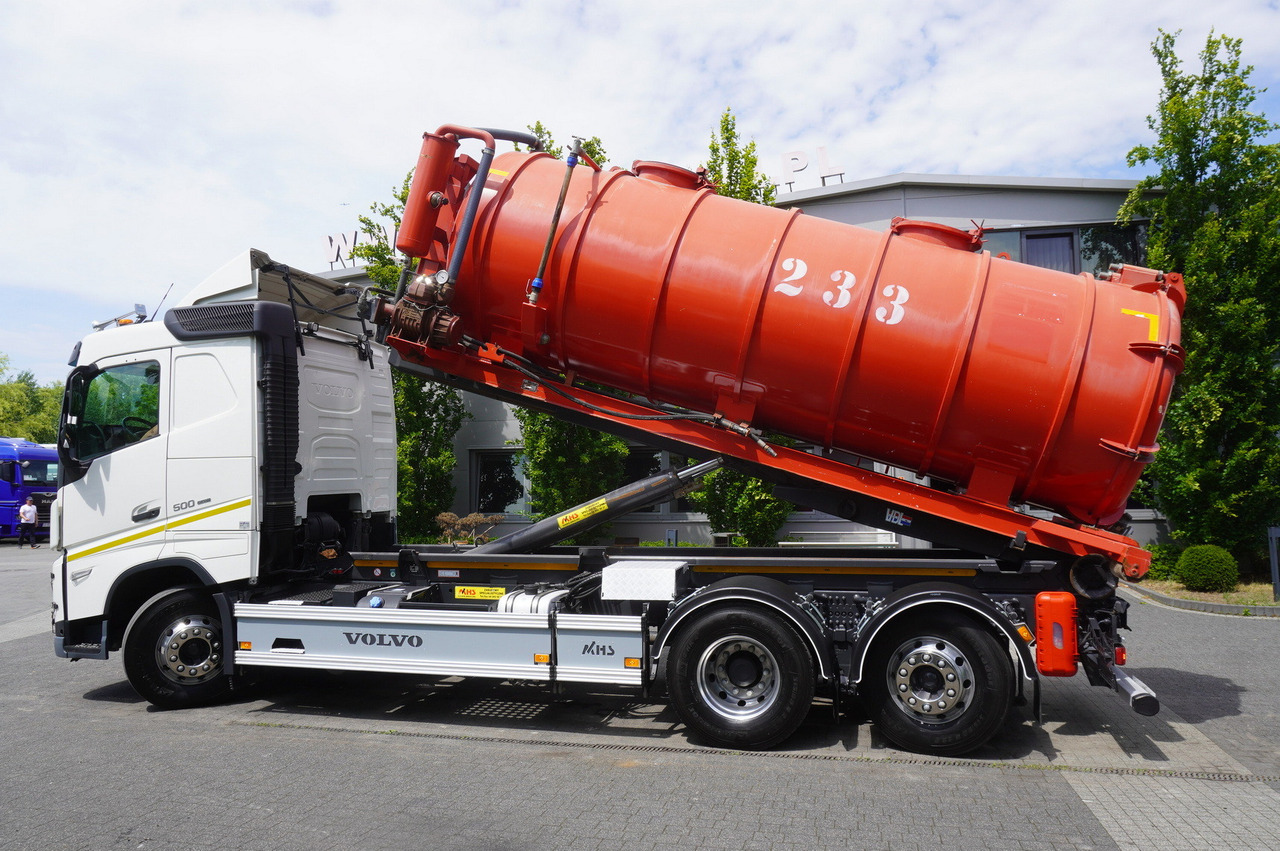 VOLVO Volvo FH 500 / Septic barrel 13000 l / Hook lift 21 t / 2022 / 3rd axle steered / 2 units - מכל תערובת: תמונה 3 VOLVO Volvo FH 500 / Septic barrel 13000 l / Hook lift 21 t / 2022 / 3rd axle steered / 2 units - מכל תערובת: תמונה 3