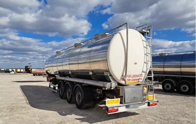 WIELTON NS3D 36 t food cistern / 3 chambers - סמיטריילר מכל: תמונה 4 WIELTON NS3D 36 t food cistern / 3 chambers - סמיטריילר מכל: תמונה 4