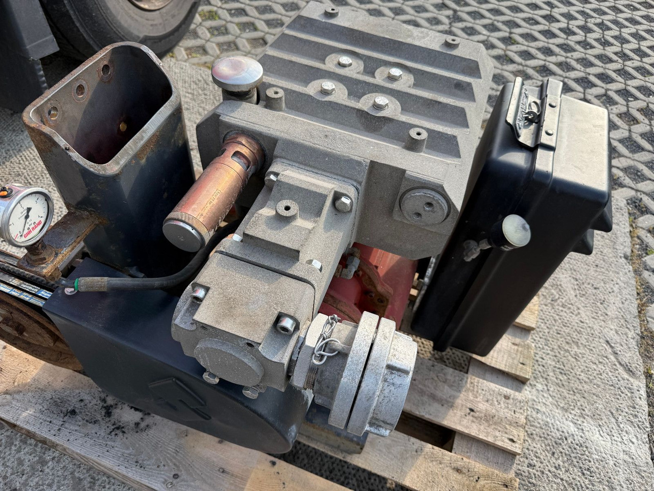 GHH RAND CS1050 .IC Kompressor für Silo - משאית ואקום: תמונה 1 GHH RAND CS1050 .IC Kompressor für Silo - משאית ואקום: תמונה 1