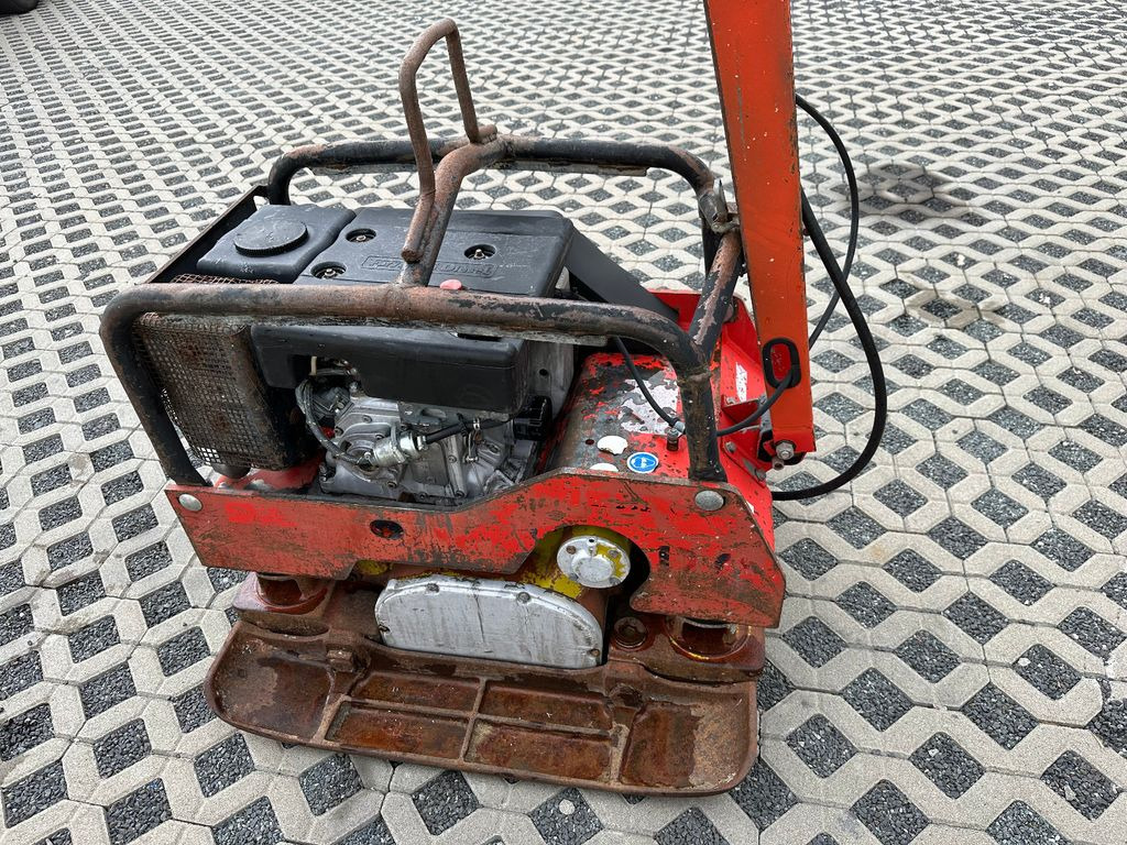 Rüttelplatte DELMAG 600 KG - לוח רטט: תמונה 5 Rüttelplatte DELMAG 600 KG - לוח רטט: תמונה 5