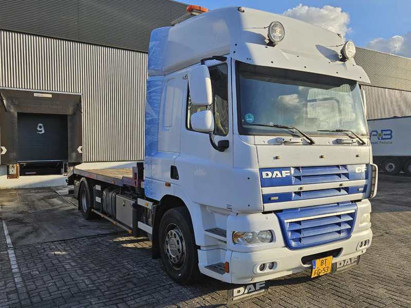 DAF CF 85 410 SSpace Cab Euro 5 - משאית צד נופל/ שטוחה: תמונה 2 DAF CF 85 410 SSpace Cab Euro 5 - משאית צד נופל/ שטוחה: תמונה 2