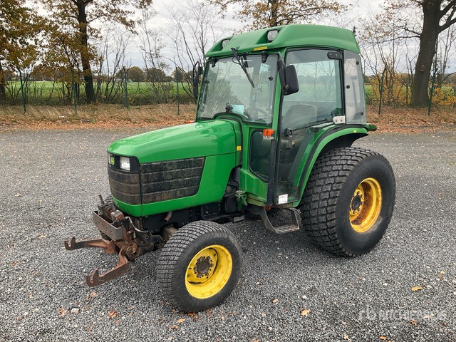 2000 John Deere 4600 4WD Tractor - טרקטור חקלאי: תמונה 2 2000 John Deere 4600 4WD Tractor - טרקטור חקלאי: תמונה 2