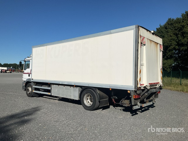 2006 M.A.N. TGM18:240 4x2 Cargo Box S/A Day Cab Truck Tractor - מכסחת תבואה/ עשבים: תמונה 4 2006 M.A.N. TGM18:240 4x2 Cargo Box S/A Day Cab Truck Tractor - מכסחת תבואה/ עשבים: תמונה 4