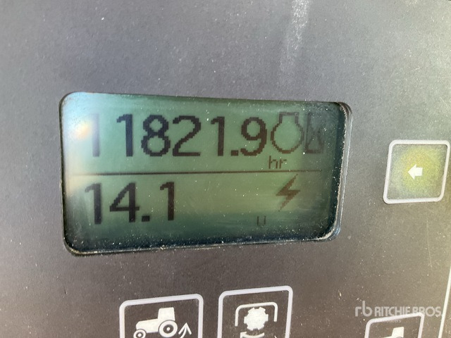 2009 John Deere 8430 4WD Tractor - טרקטור חקלאי: תמונה 3 2009 John Deere 8430 4WD Tractor - טרקטור חקלאי: תמונה 3