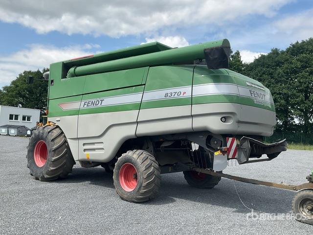 2010 Fendt 8370P Combine Harvester - מקצרת קומבינה: תמונה 3 2010 Fendt 8370P Combine Harvester - מקצרת קומבינה: תמונה 3