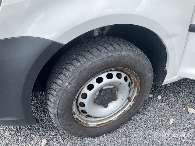 2011 Volkswagen Caddy TDI Automobile - מכונית: תמונה 5 2011 Volkswagen Caddy TDI Automobile - מכונית: תמונה 5