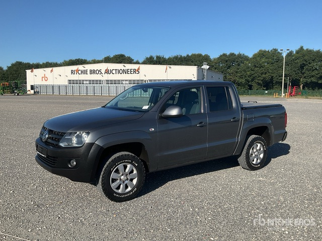 2012 Volkswagen Amarok TDI 4Motion 4x4 Crew Cab Pickup - מכסחת תבואה/ עשבים: תמונה 2 2012 Volkswagen Amarok TDI 4Motion 4x4 Crew Cab Pickup - מכסחת תבואה/ עשבים: תמונה 2