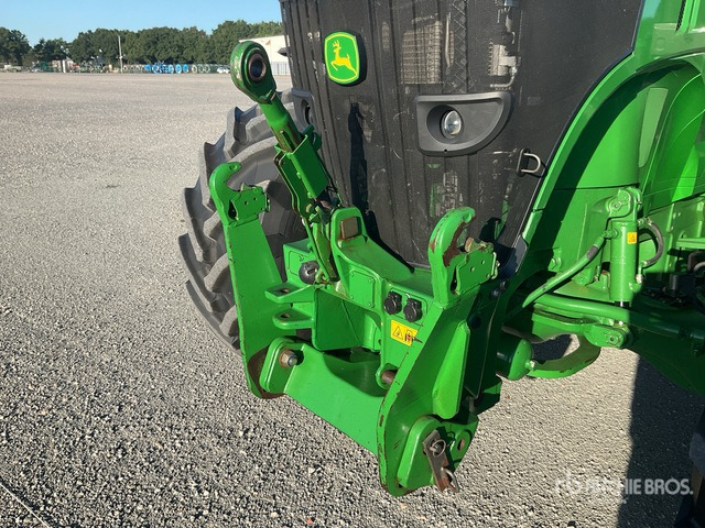 2015 John Deere 7310R 4WD Tractor - טרקטור חקלאי: תמונה 5 2015 John Deere 7310R 4WD Tractor - טרקטור חקלאי: תמונה 5