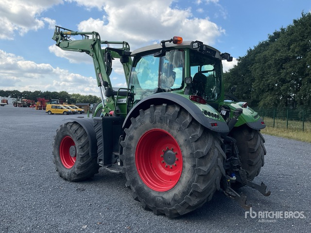 2020 Fendt 724 Vario S4 4WD Tractor - טרקטור חקלאי: תמונה 3 2020 Fendt 724 Vario S4 4WD Tractor - טרקטור חקלאי: תמונה 3