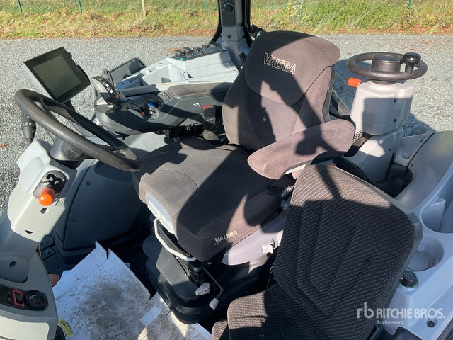 2020 Valtra T214 Direct 4WD Tractor - טרקטור חקלאי: תמונה 5 2020 Valtra T214 Direct 4WD Tractor - טרקטור חקלאי: תמונה 5
