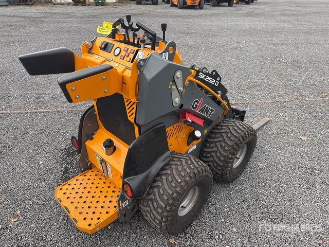 2022 Giant SK252D Wheel Loader - מעמיס היגוי החלקה: תמונה 3 2022 Giant SK252D Wheel Loader - מעמיס היגוי החלקה: תמונה 3