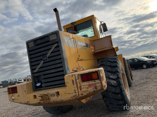 1997 Volvo L120C Wheel Loader - מעמיס גלגלים: תמונה 3 1997 Volvo L120C Wheel Loader - מעמיס גלגלים: תמונה 3