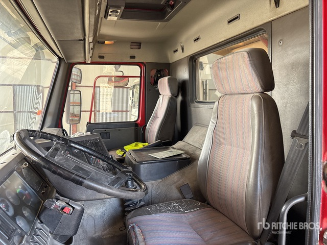 1998 Volvo FL10 360 6x4 T/A Dump Truck - מזהיר: תמונה 4 1998 Volvo FL10 360 6x4 T/A Dump Truck - מזהיר: תמונה 4