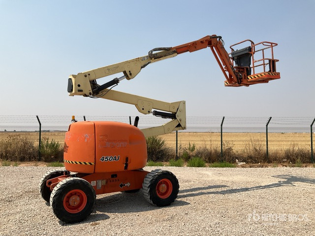 1999 JLG 450AJ 4WD Diesel Articulating Boom Lift - זרוע מרפקי: תמונה 2 1999 JLG 450AJ 4WD Diesel Articulating Boom Lift - זרוע מרפקי: תמונה 2