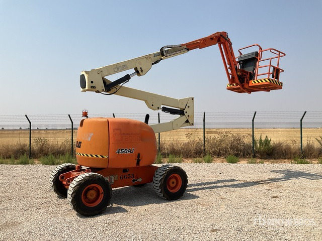 1999 JLG 450AJ 4WD Diesel Articulating Boom Lift - זרוע מרפקי: תמונה 2 1999 JLG 450AJ 4WD Diesel Articulating Boom Lift - זרוע מרפקי: תמונה 2