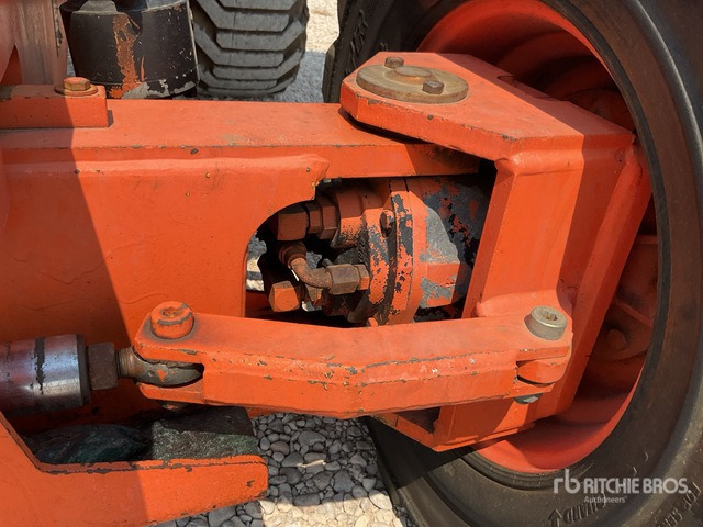 1999 JLG 450AJ 4WD Diesel Articulating Boom Lift - זרוע מרפקי: תמונה 5 1999 JLG 450AJ 4WD Diesel Articulating Boom Lift - זרוע מרפקי: תמונה 5
