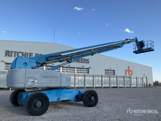 2000 Genie S125 4WD Diesel Telescopic Boom Lift - מוט טלסקופי: תמונה 2 2000 Genie S125 4WD Diesel Telescopic Boom Lift - מוט טלסקופי: תמונה 2