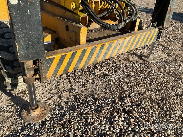 2001 Haulotte H18SDX 4x4 Diesel Scissor Lift - מעלית מספריים: תמונה 4 2001 Haulotte H18SDX 4x4 Diesel Scissor Lift - מעלית מספריים: תמונה 4