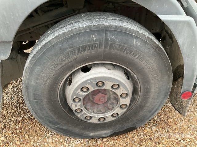 2002 Iveco MH260E31Y 2002 Maquiasfalt CEAG/14-REXN o ... Asphalt Distributor Truck - מכונות אחרות: תמונה 4 2002 Iveco MH260E31Y 2002 Maquiasfalt CEAG/14-REXN o ... Asphalt Distributor Truck - מכונות אחרות: תמונה 4