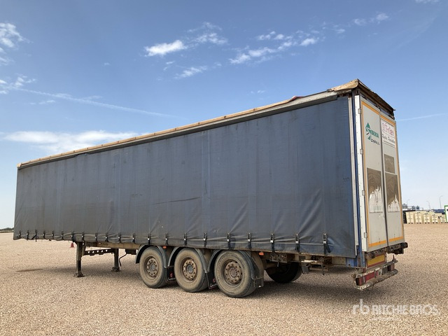 2004 Lecinena AR 13600 Tri/A Curtain Side Trailer - משאית וילונות צד: תמונה 4 2004 Lecinena AR 13600 Tri/A Curtain Side Trailer - משאית וילונות צד: תמונה 4