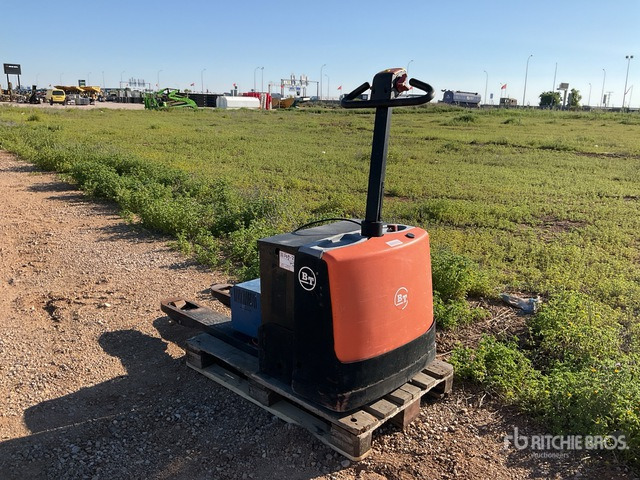 2006 BT TW20AC Electric Pallet Jack - משאית משטחים: תמונה 4 2006 BT TW20AC Electric Pallet Jack - משאית משטחים: תמונה 4