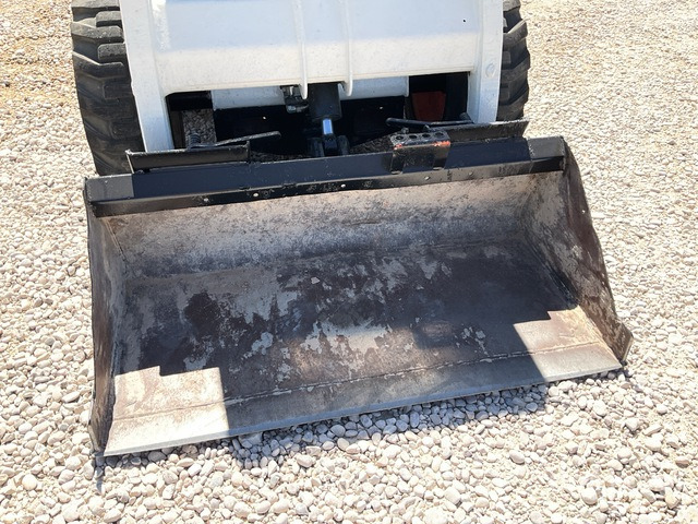 2006 Bobcat S130 Skid Steer Loader - מעמיס היגוי החלקה: תמונה 5 2006 Bobcat S130 Skid Steer Loader - מעמיס היגוי החלקה: תמונה 5