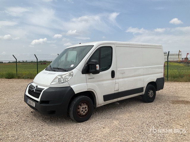 2006 Citroen Jumper 2.2D Cargo Van - כלי רכב מסחרי: תמונה 1 2006 Citroen Jumper 2.2D Cargo Van - כלי רכב מסחרי: תמונה 1