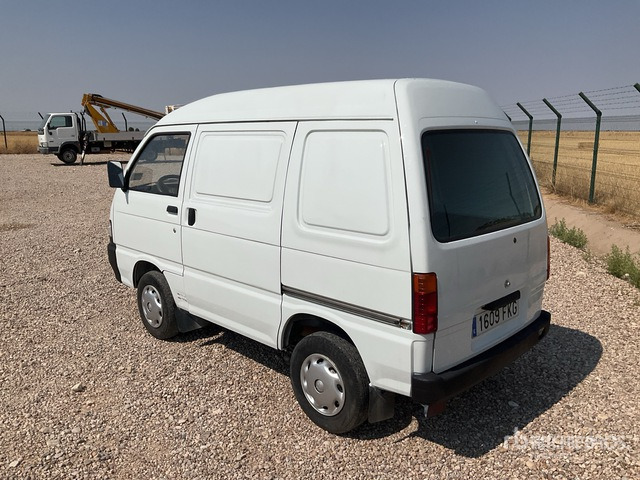 2006 Piaggio Porter EFI 1.3 Cargo Van - כלי רכב מסחרי: תמונה 2 2006 Piaggio Porter EFI 1.3 Cargo Van - כלי רכב מסחרי: תמונה 2