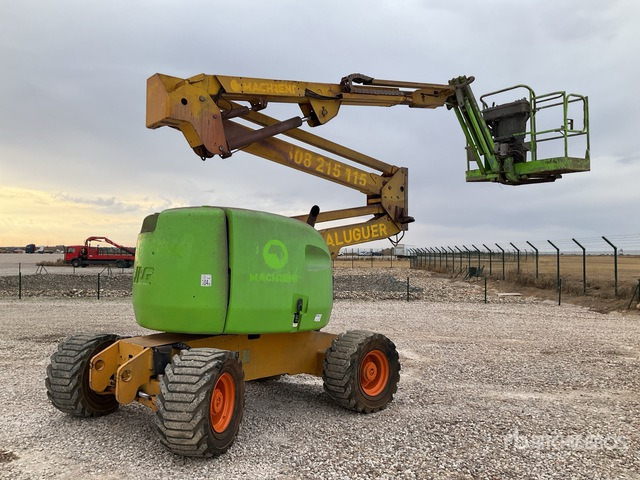 2007 JLG 450AJ 4WD Diesel Articulating Boom Lift - זרוע מרפקי: תמונה 2 2007 JLG 450AJ 4WD Diesel Articulating Boom Lift - זרוע מרפקי: תמונה 2