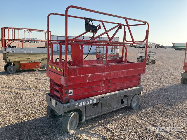 2008 Haulotte Compact 10N Electric (Inoperable) Scissor Lift - מעלית מספריים: תמונה 3 2008 Haulotte Compact 10N Electric (Inoperable) Scissor Lift - מעלית מספריים: תמונה 3