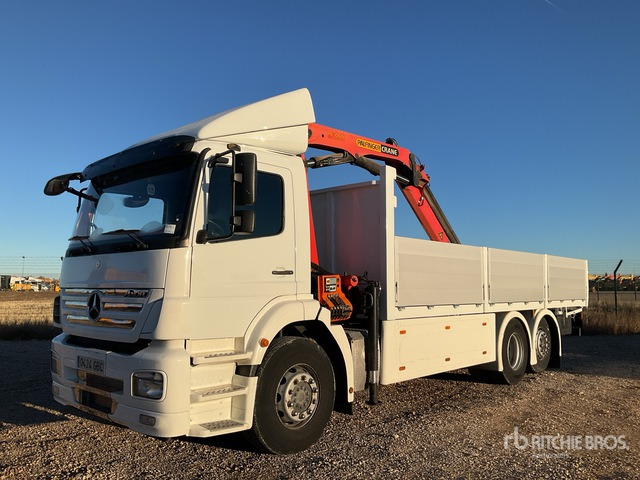 2008 Mercedes-Benz 2533L 2007 Palfinger PK10501 Articula ... Flatbed Truck with Crane - משאית צד נופל/ שטוחה, משאית מנוף: תמונה 1 2008 Mercedes-Benz 2533L 2007 Palfinger PK10501 Articula ... Flatbed Truck with Crane - משאית צד נופל/ שטוחה, משאית מנוף: תמונה 1