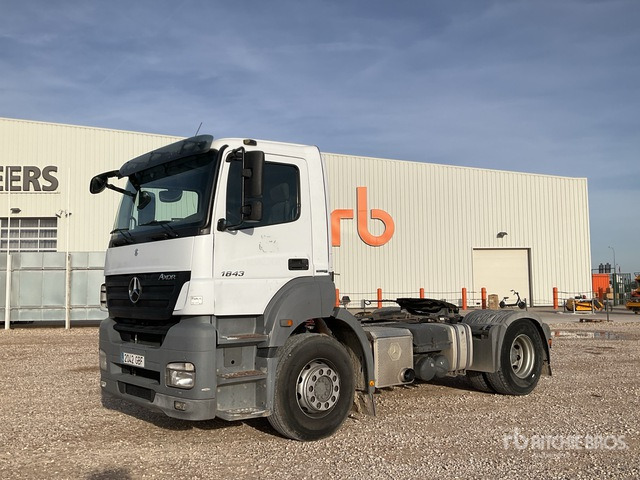 2008 Mercedes Benz Axor 1843LS 4x2 S/A Day Cab Truck Tractor - יחידת טרקטור: תמונה 2 2008 Mercedes Benz Axor 1843LS 4x2 S/A Day Cab Truck Tractor - יחידת טרקטור: תמונה 2