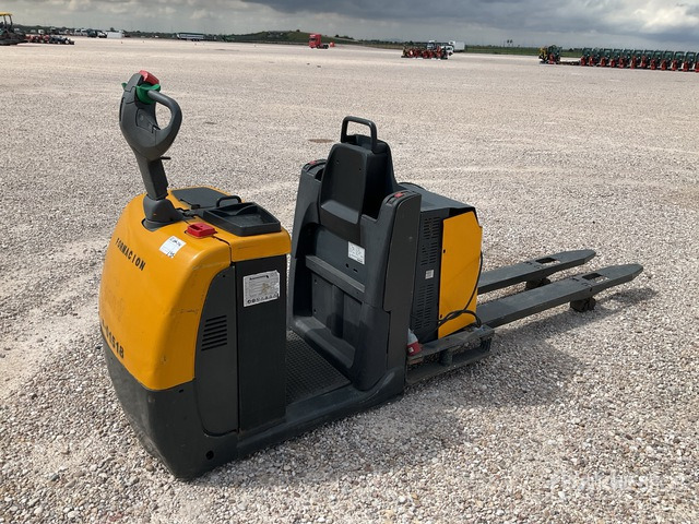 2009 Jungheinrich ECE225 Electric Pallet Jack - משאית משטחים: תמונה 3 2009 Jungheinrich ECE225 Electric Pallet Jack - משאית משטחים: תמונה 3