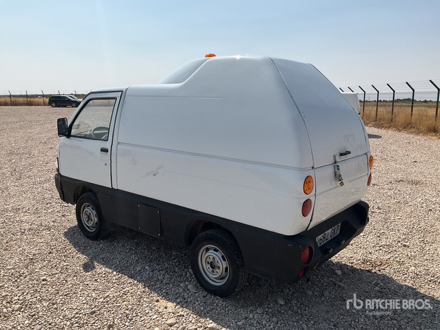 2009 Piaggio Porter EFI 1.3 Cargo Van - כלי רכב מסחרי: תמונה 2 2009 Piaggio Porter EFI 1.3 Cargo Van - כלי רכב מסחרי: תמונה 2
