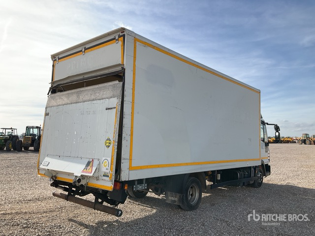 2012 Iveco Eurocargo 75E18 4x2 Van Truck - משאית תיבה: תמונה 4 2012 Iveco Eurocargo 75E18 4x2 Van Truck - משאית תיבה: תמונה 4